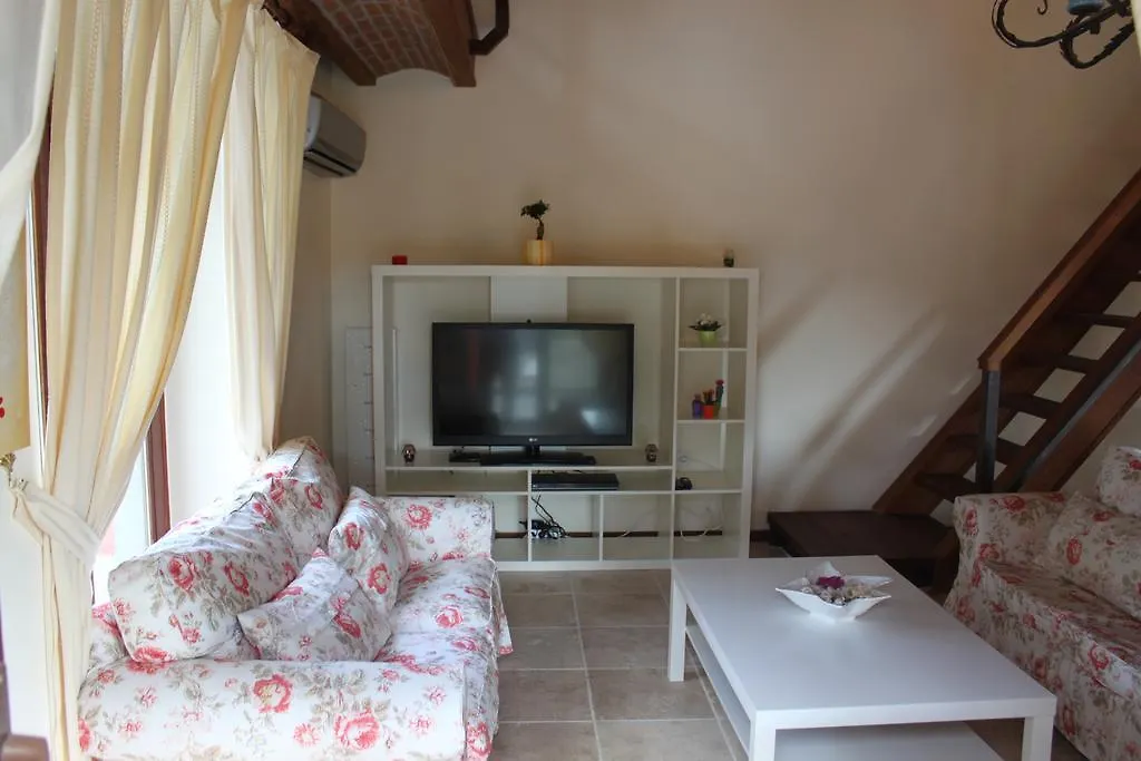 גומושלוק Mandarin Villas