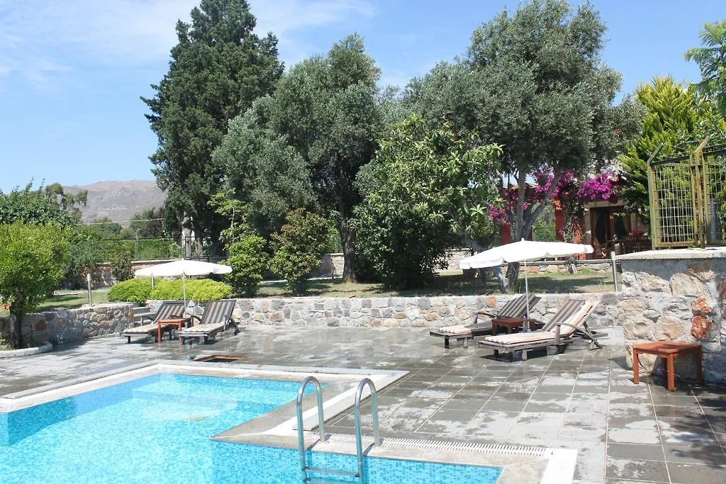 גומושלוק Mandarin Villas